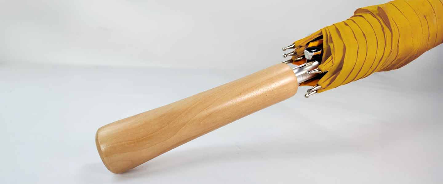 manico in legno diritto